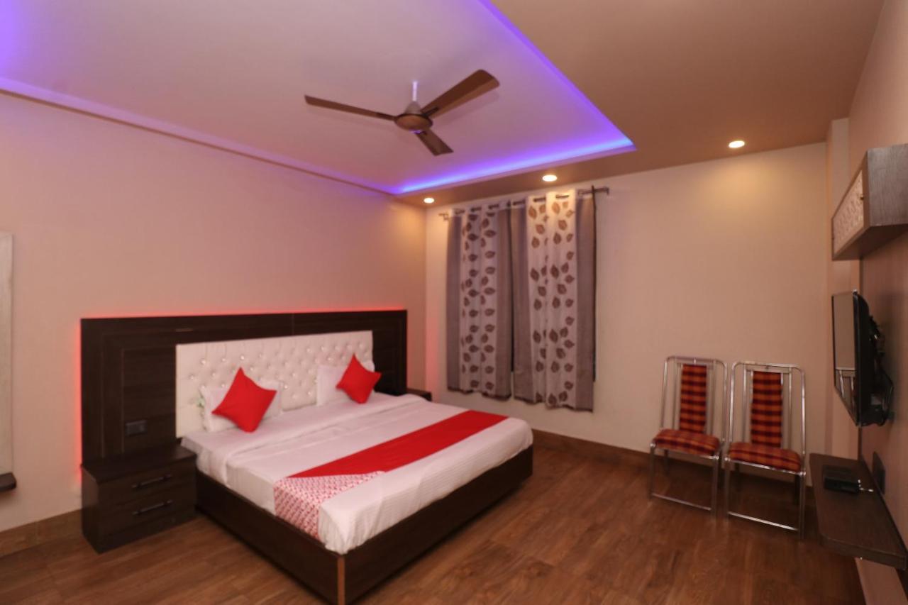 Oyo 33387 Laxmi Lawn And Resort Suite Lucknow Exterior photo
